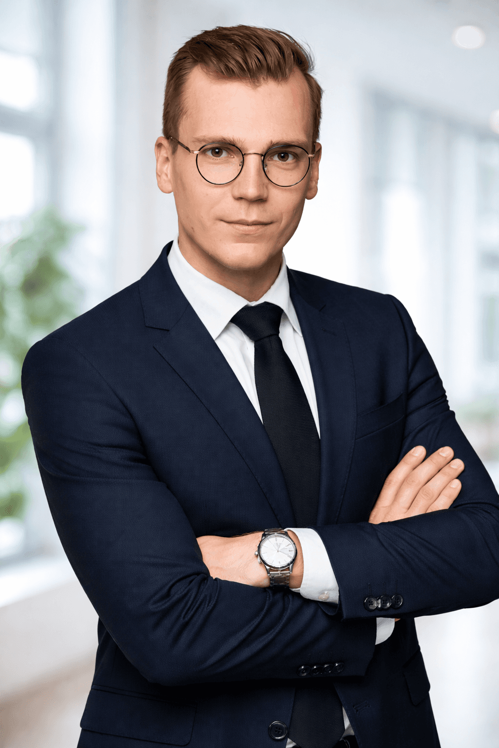 Porträtfoto von Maximilian Butenschön – Head of Management für Asset- und Facility-Management bei der DAG.