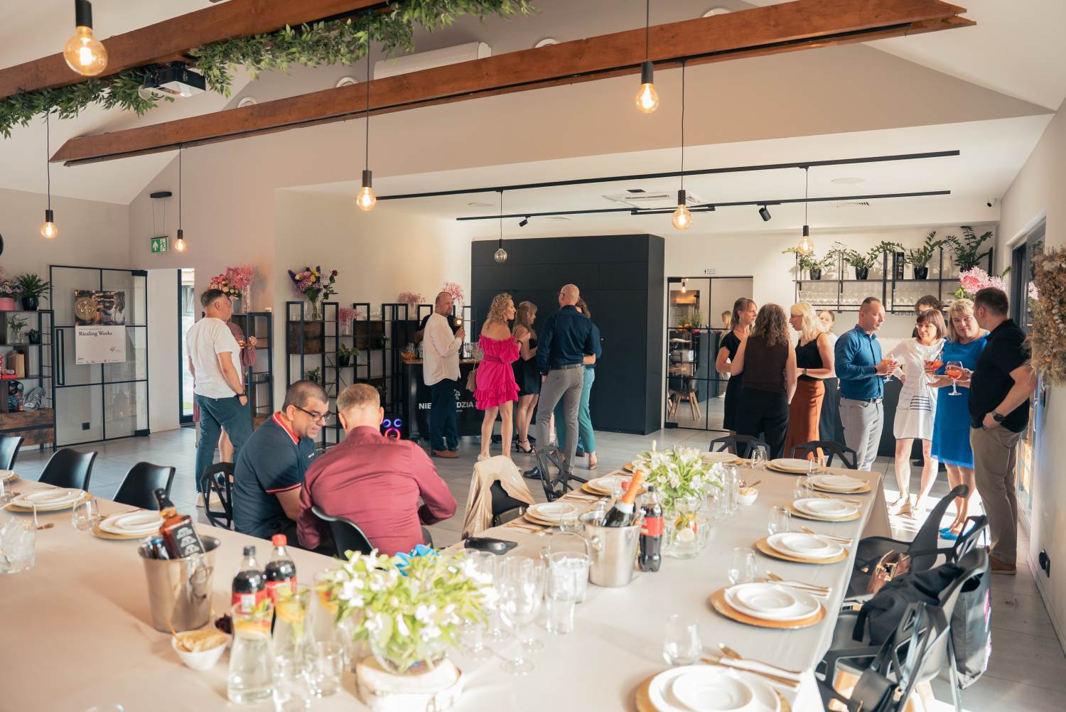 przyjęcie okolicznościowe w restauracji z salą pod Poznaniem