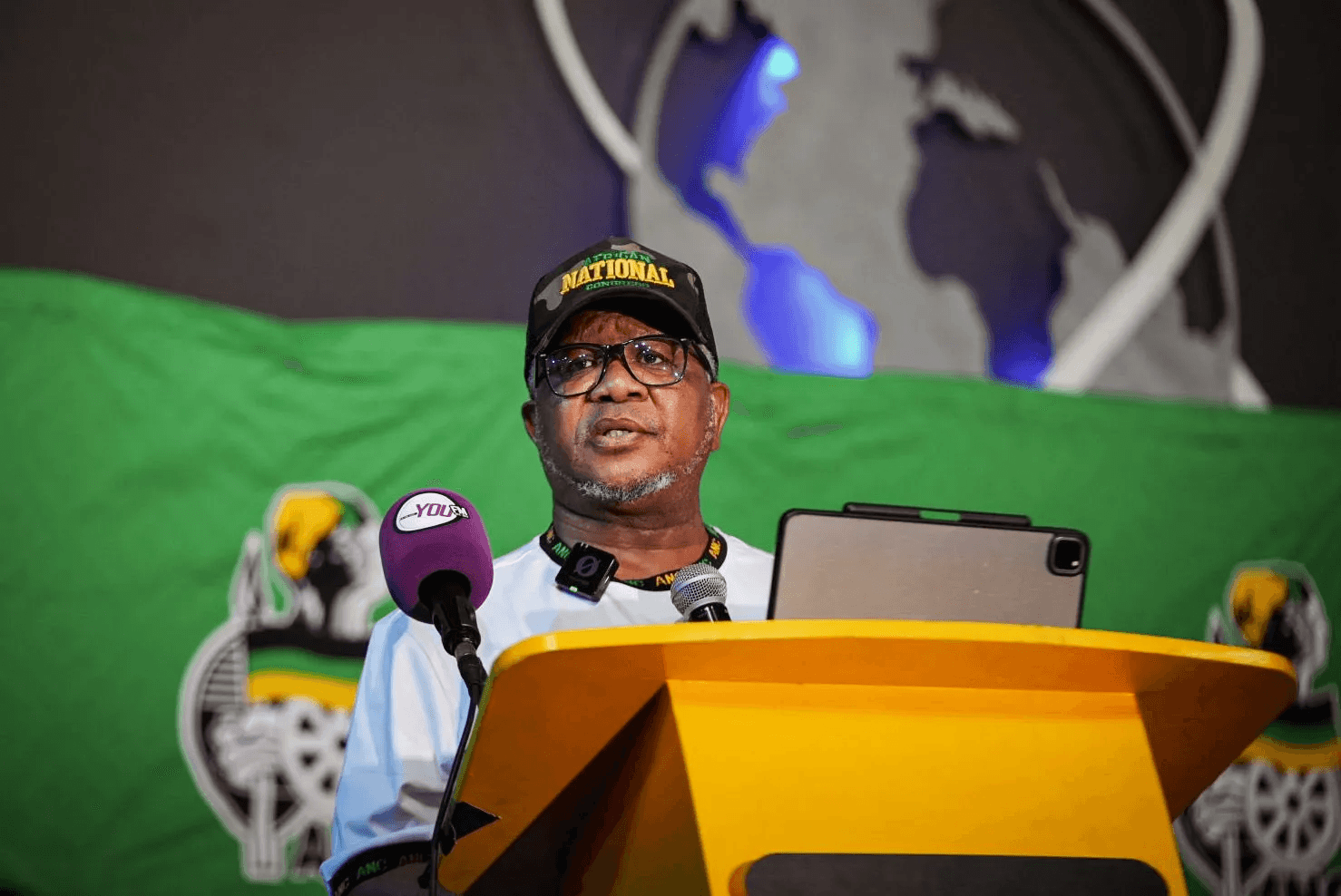 Photo:Mbalula urges Corporate SA to drop work experience requirements for youth  – South African Daily