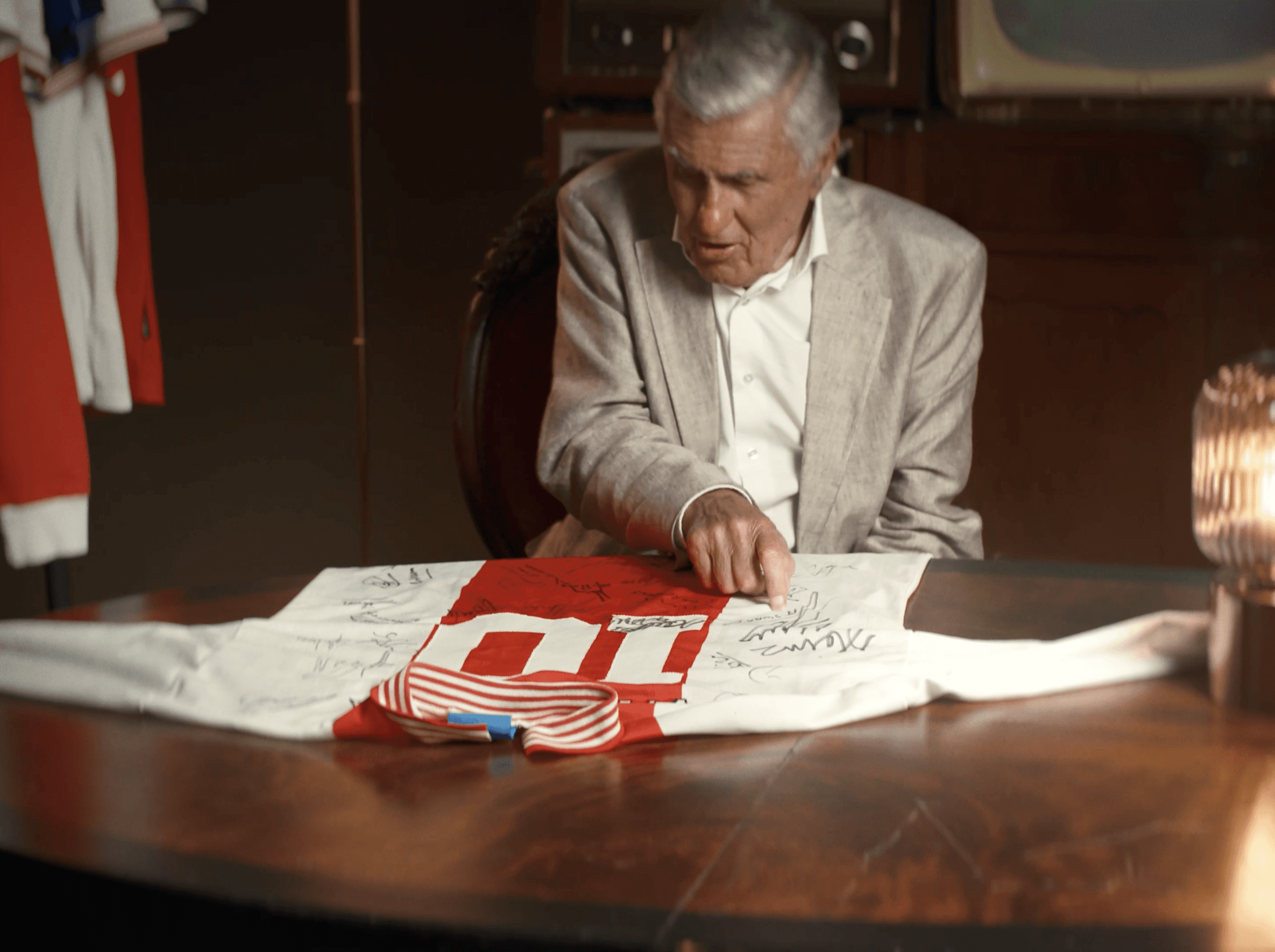 Sjaak Swart with Van Dijk signed shirt