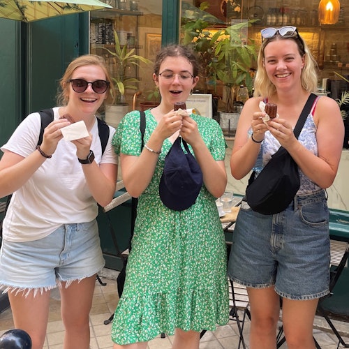 Bordéus: Bilhetes para Tour Guiado de Gastronomia e Degustações em Bordéus