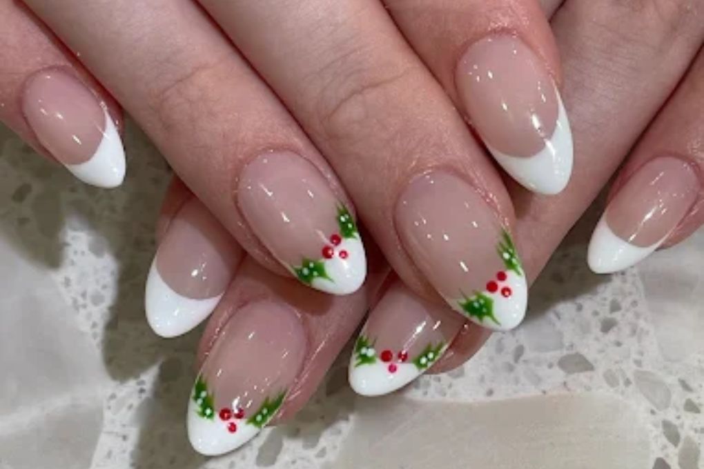 nail styles for christmas