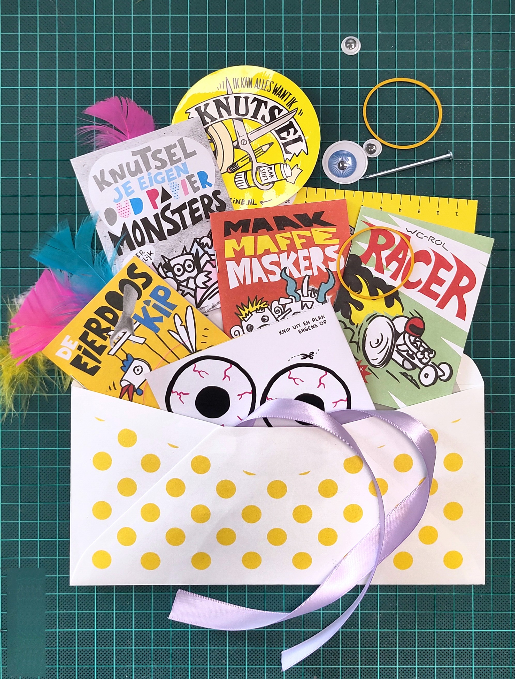 Knutsel zine 4 WC-rol Racer