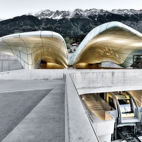 A estação mais alta da Hungerburgbahn
