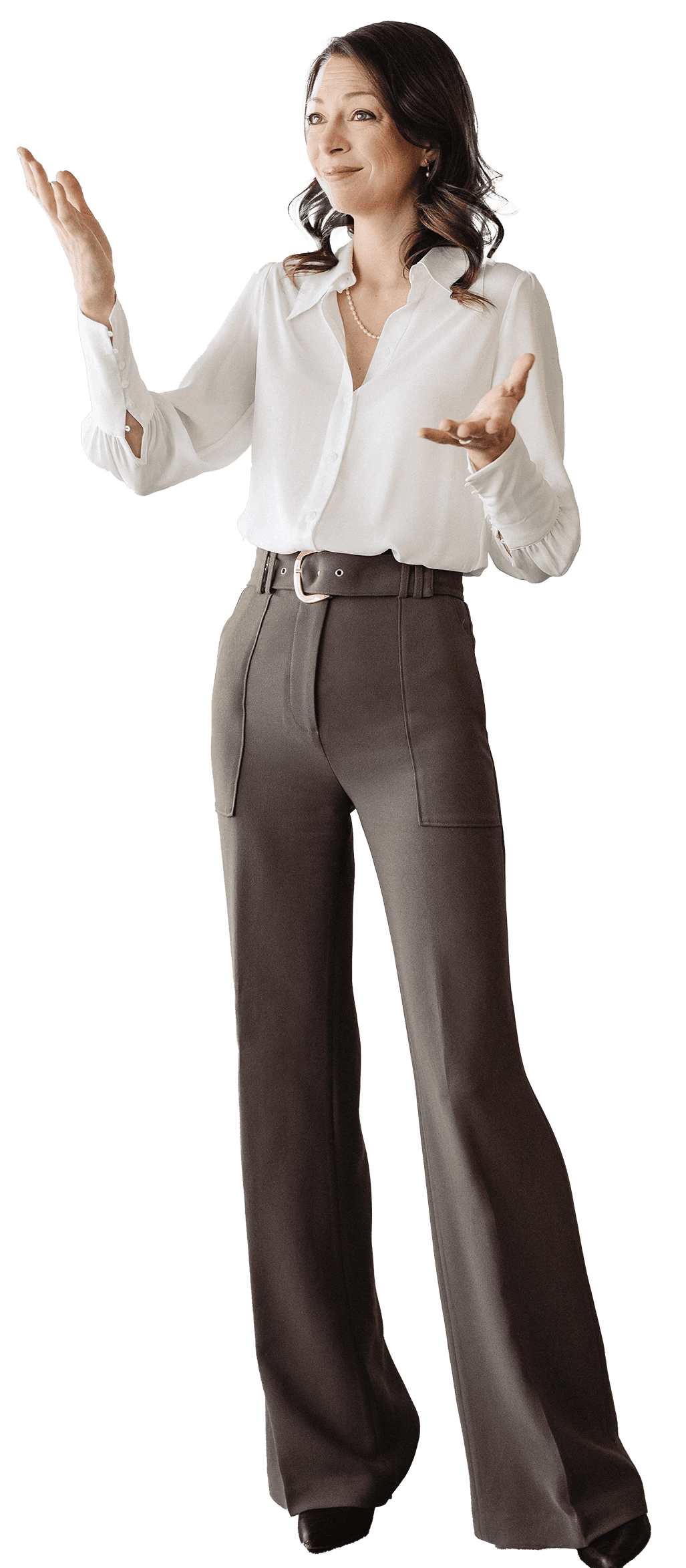 Andréanne Martin debout présentant ses piliers d'expertise : le Programme AM, les conférences média, la Clinique Épithélia et l'espace ÉpithéliaPro