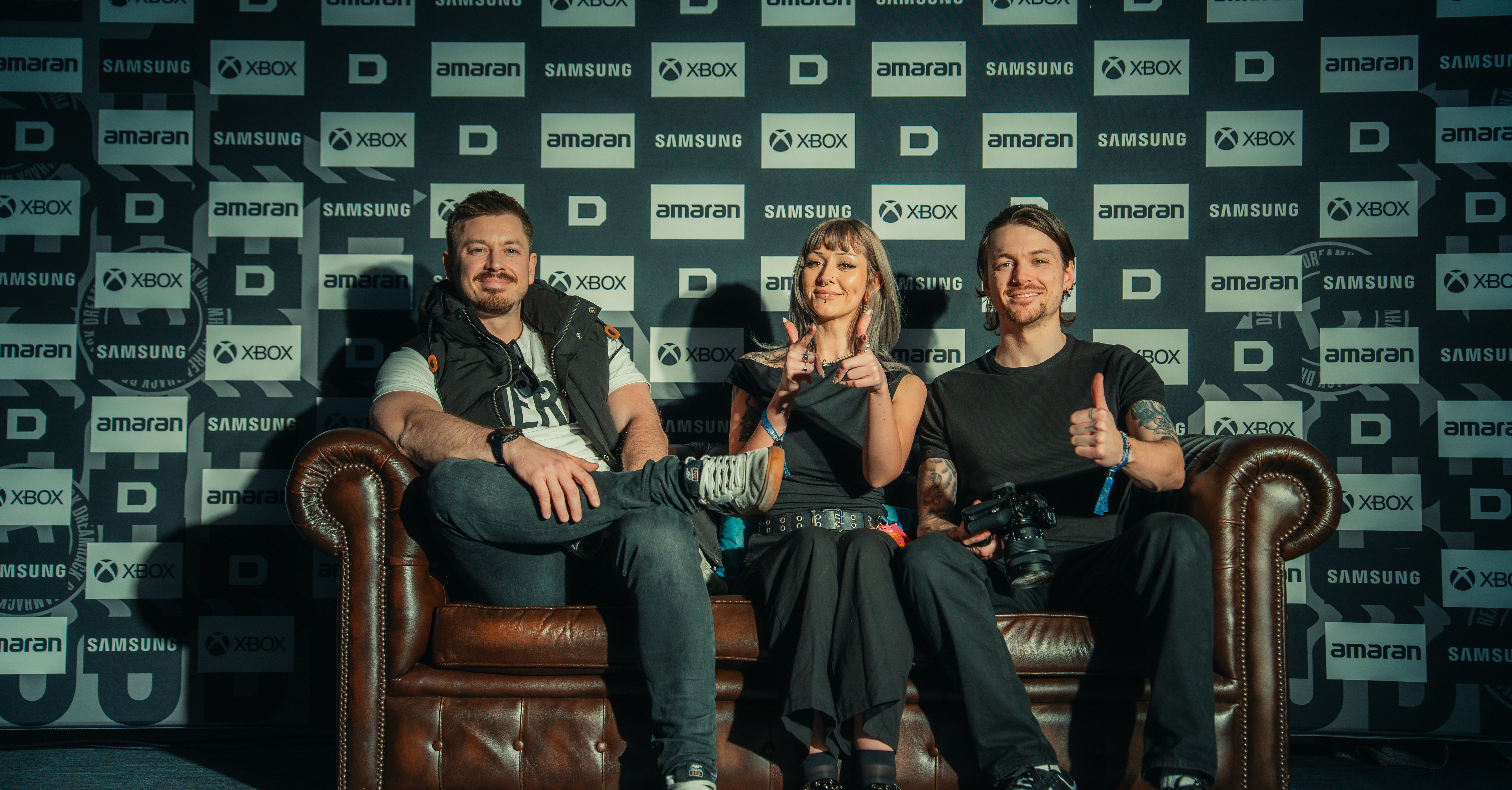 Dead frame media market presentation