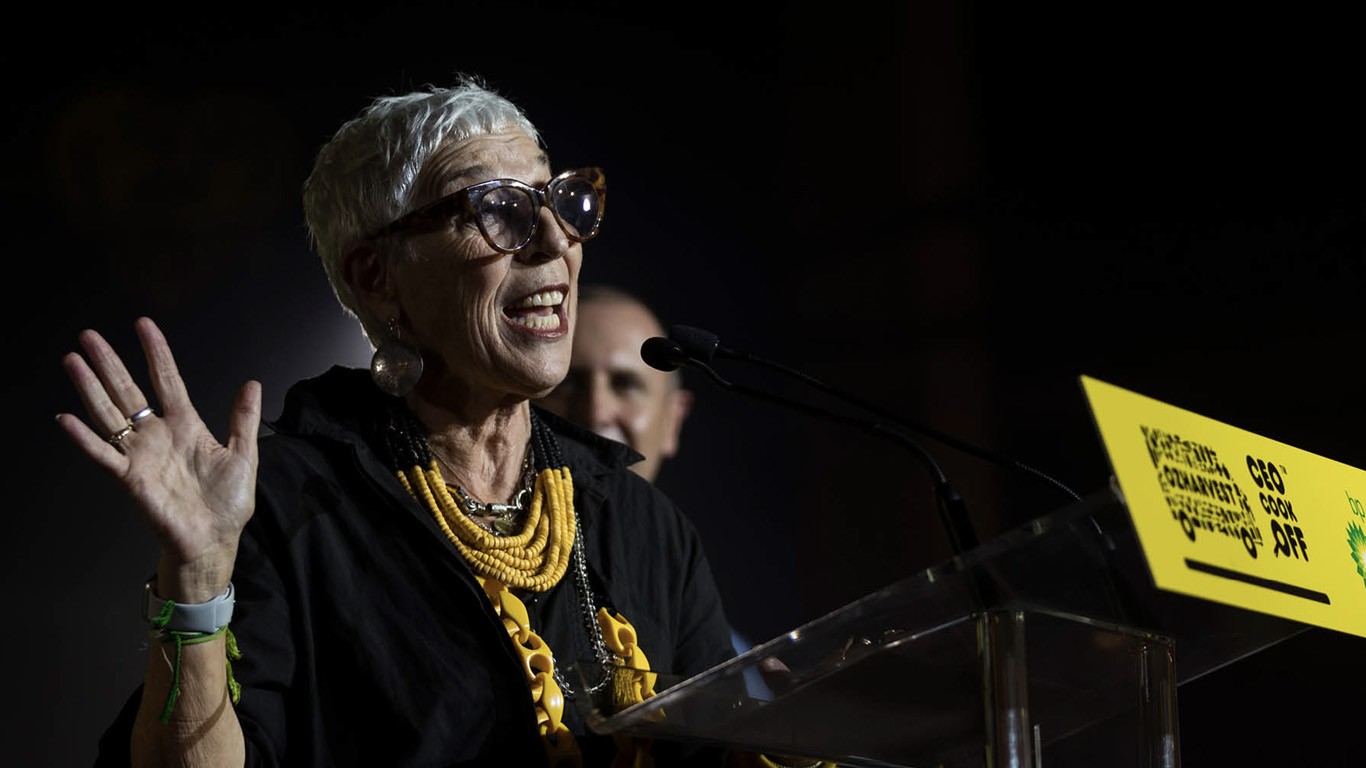 Ronni Kahn speaking at the CEO Cookoff