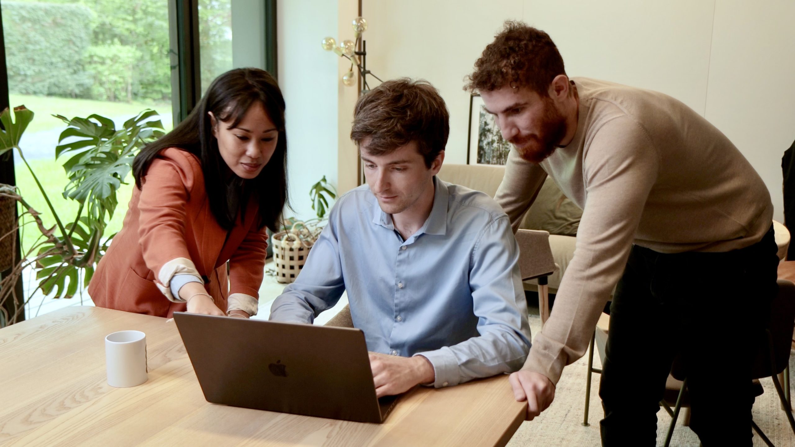 L’équipe NOÉ : spécialistes IA, data science et développement dédiés à l’automatisation de la revue de la littérature.