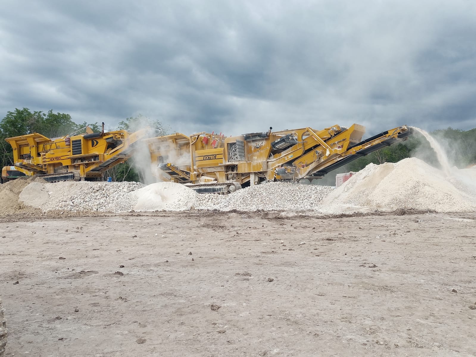 trituradora sobre concreto