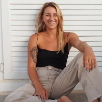 Rose Perron - Ondas Marketing