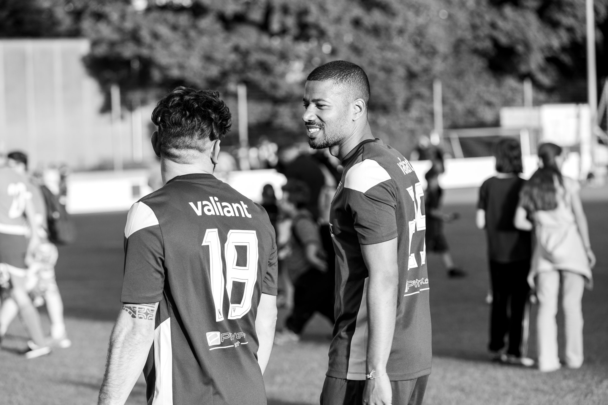 Two FC Oerlikon/Polizei players in conversation during Sponsorenfestival 2026, Sportanlage Neudorf Zurich