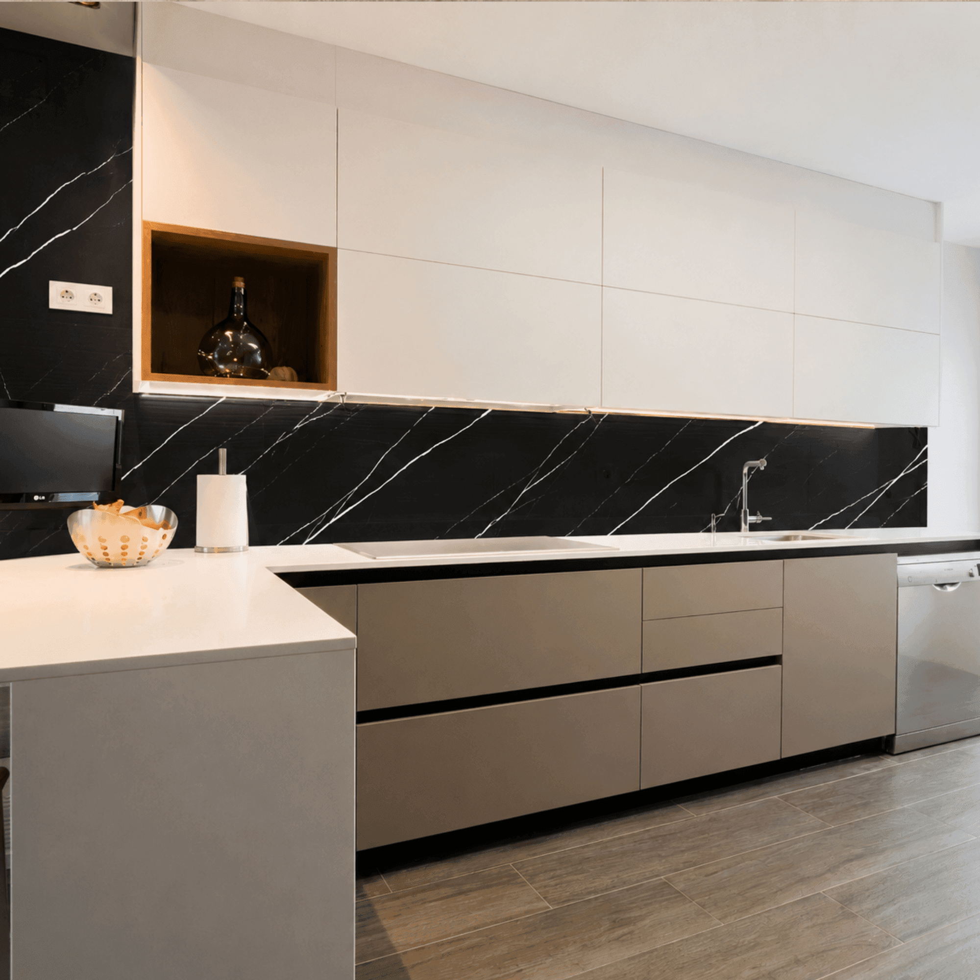 Placa PVC símil mármol Negro Monterrey para pared | SRJ Tu Hogar Uruguay