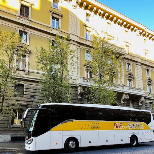 Rome: Civitavecchia Transfer + Hop-on Hop-off Bus Tour Combi tickets in Civitavecchia
