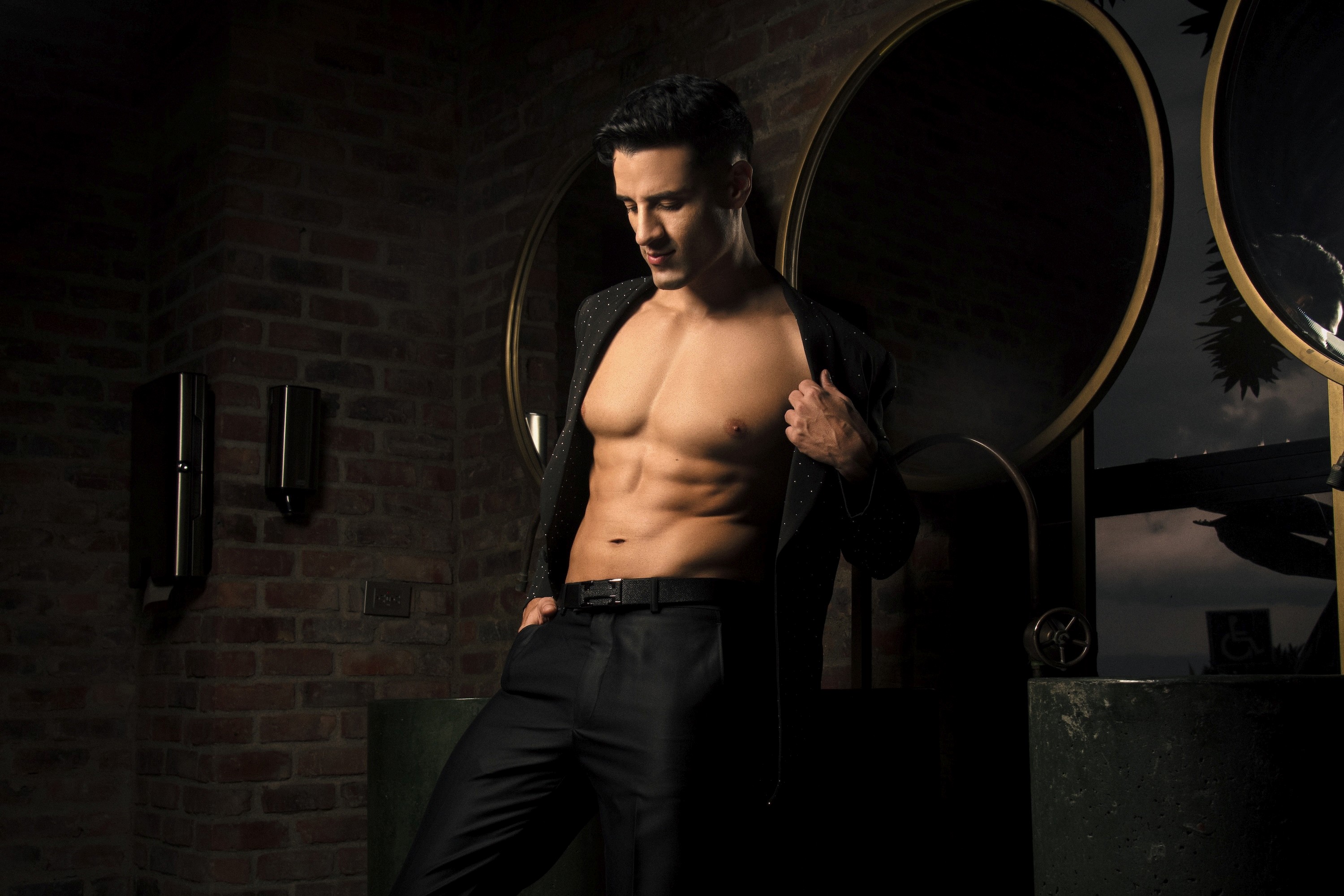 Modelo Webcam Tom Heaton - The Webcam Company