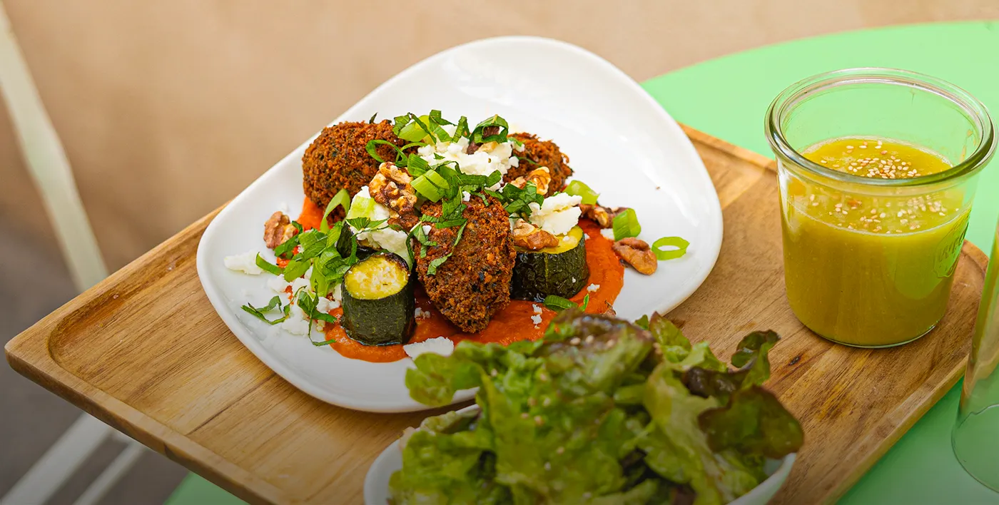 Plateau repas déjeuner
