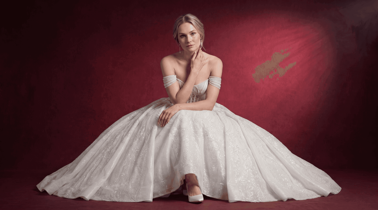 Iltapuku Diva Boutiquen valikoimasta