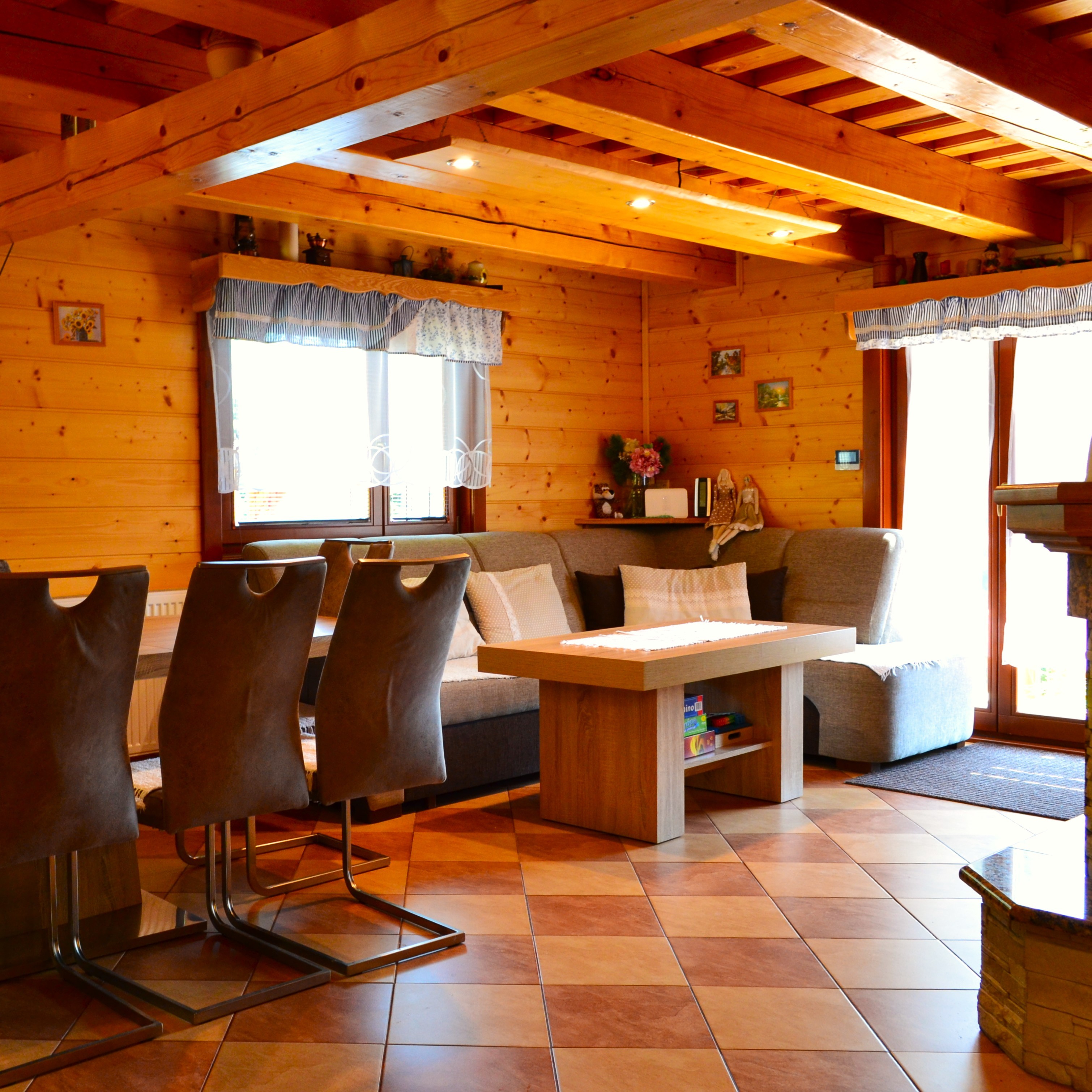 Chata Matias obyvačka