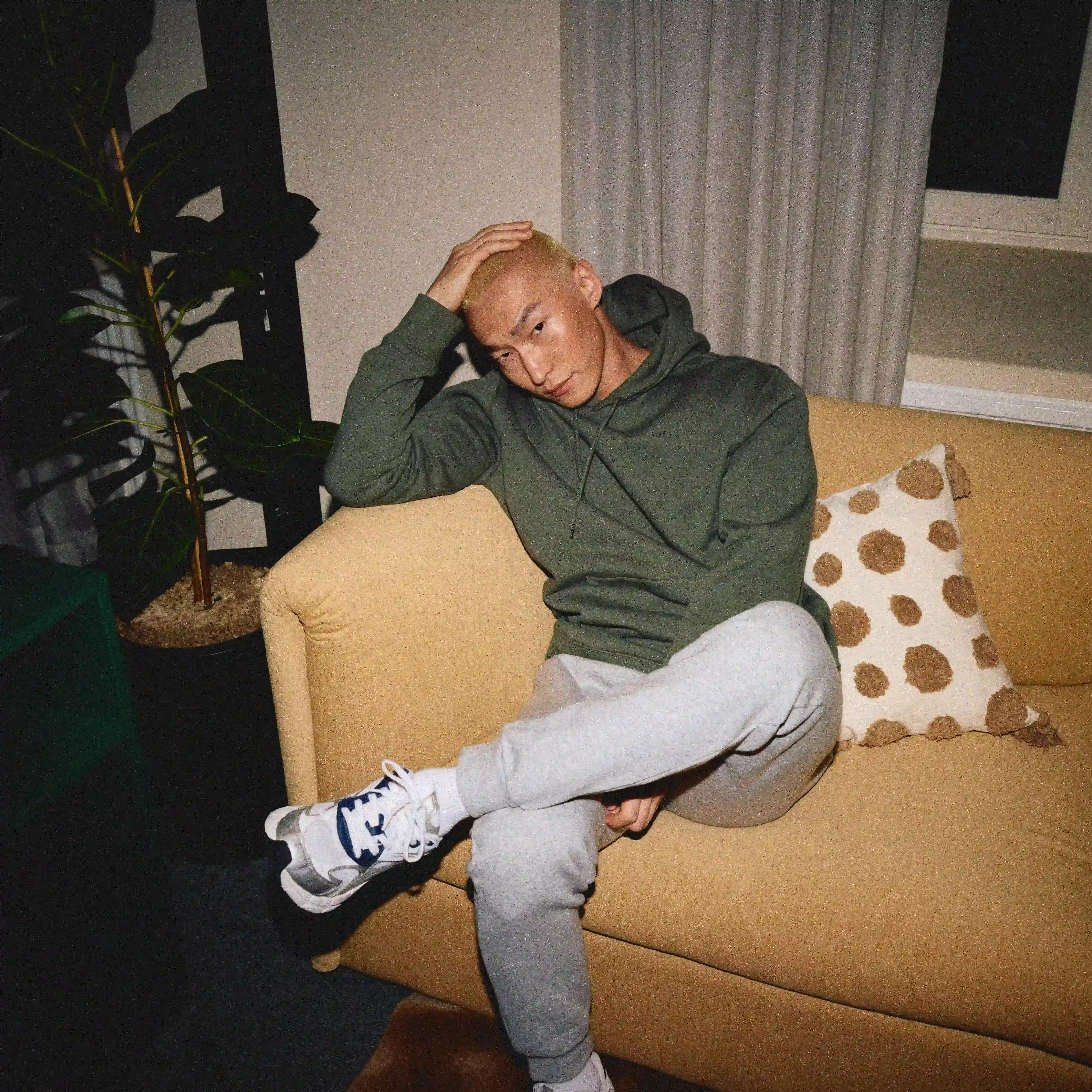 R3 Studio Stills photogrpahy fashion e commerce commercial videography brand images reklamfoto fotograf mode