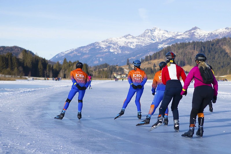 Op het ijs voor KiKa