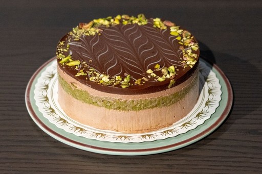 Dubai Chocolate Ice cream cake