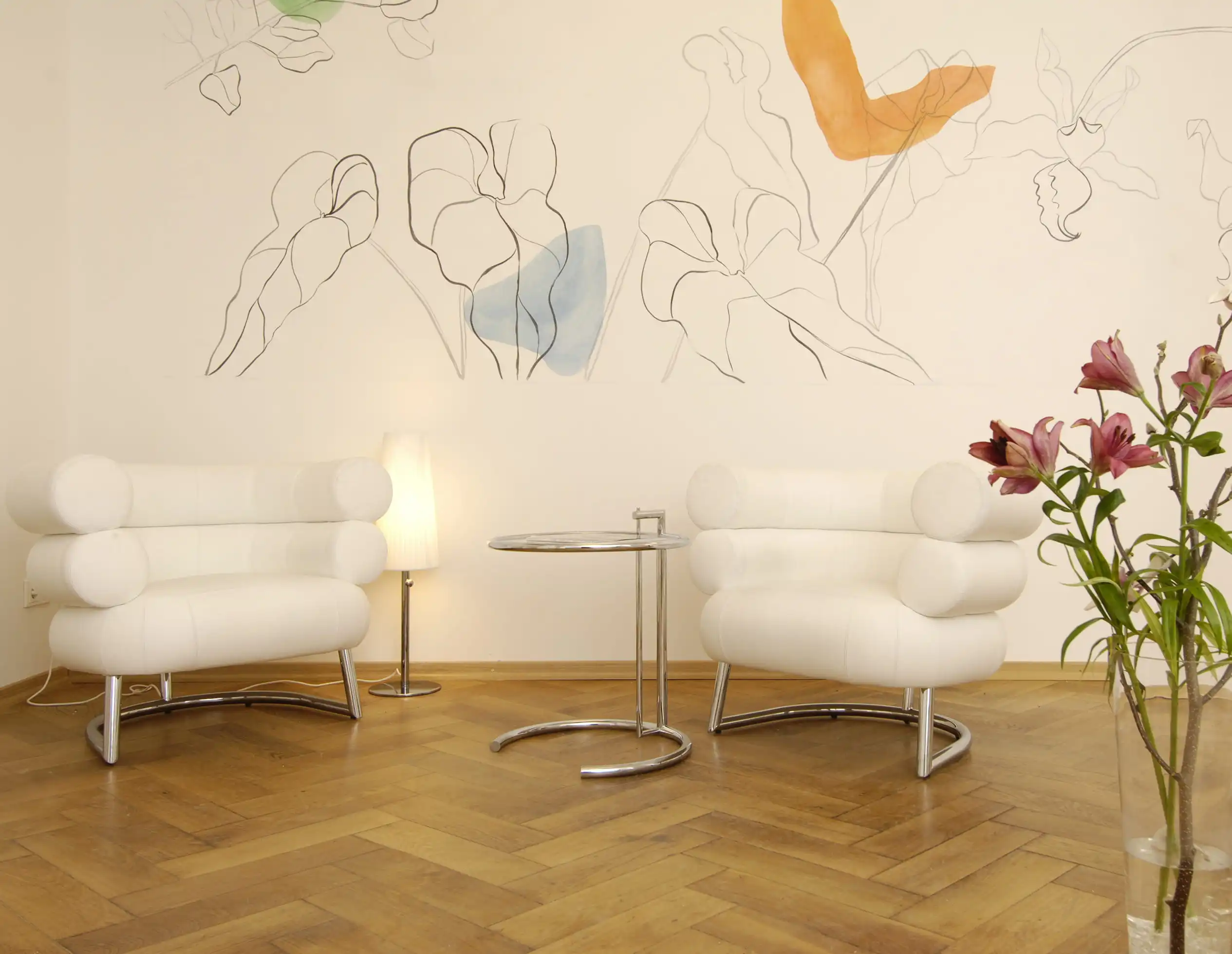 Therapieraum der Praxis Tom Strohbach am Altheimer Eck 13 in München