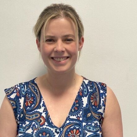 Dr. Annabel Kemp