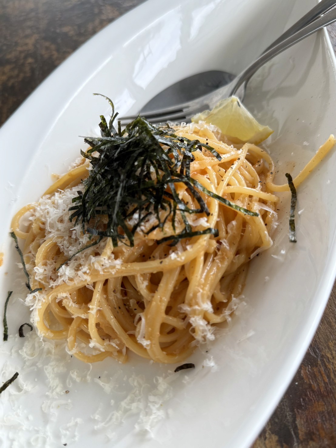 熱帶低氣壓 Low Pressure 台東東河 的明太子義大利麵