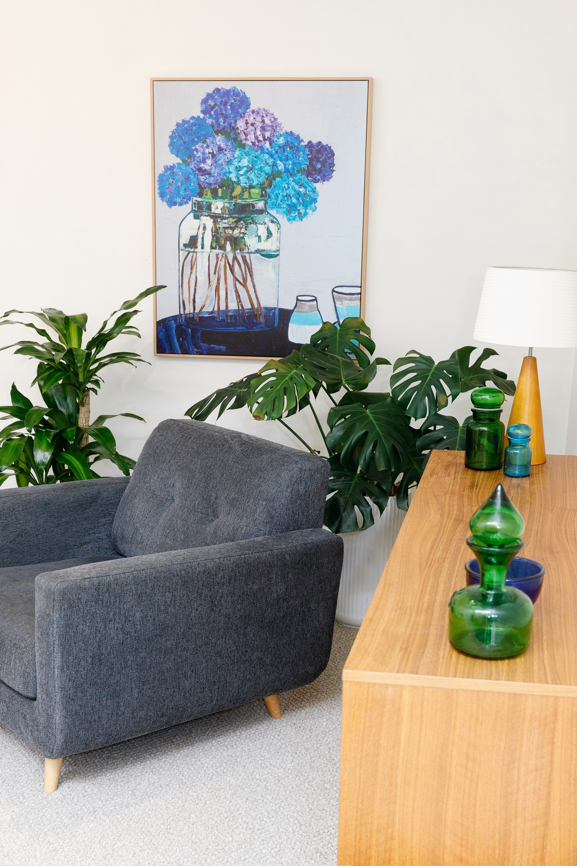 Old woman laughing with her doctor