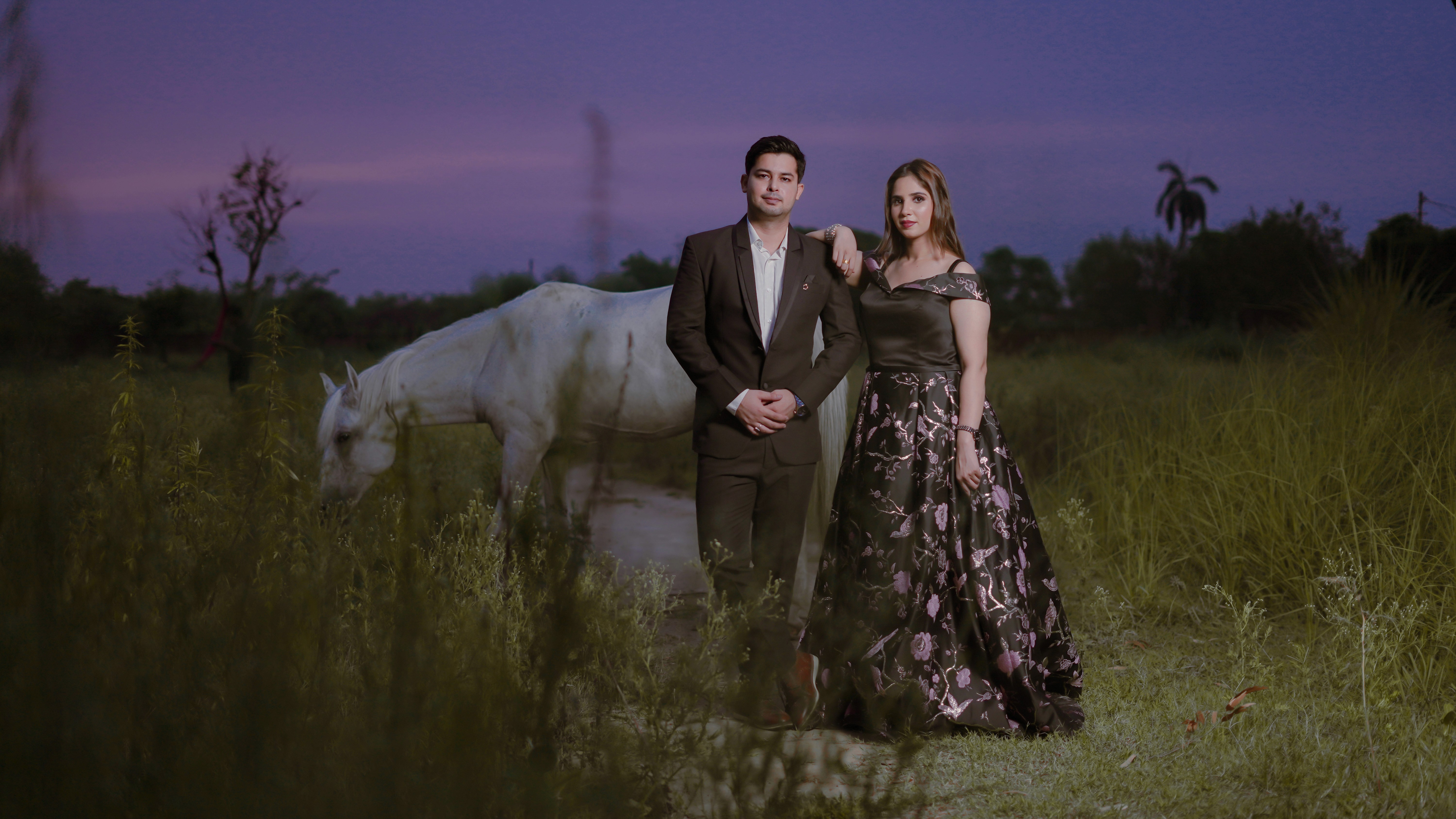 couple in sunset outdoor pose