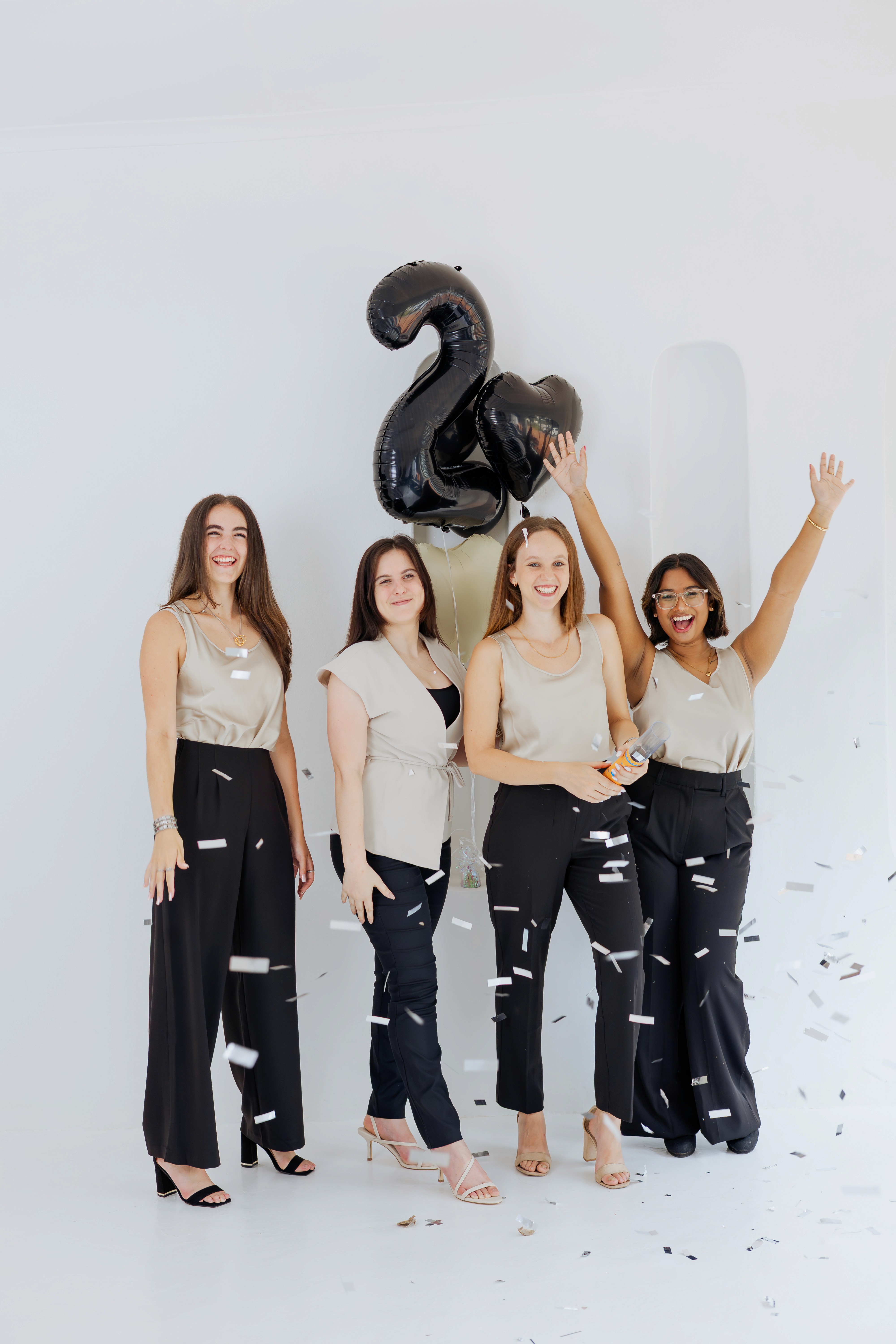 Stratwell About image