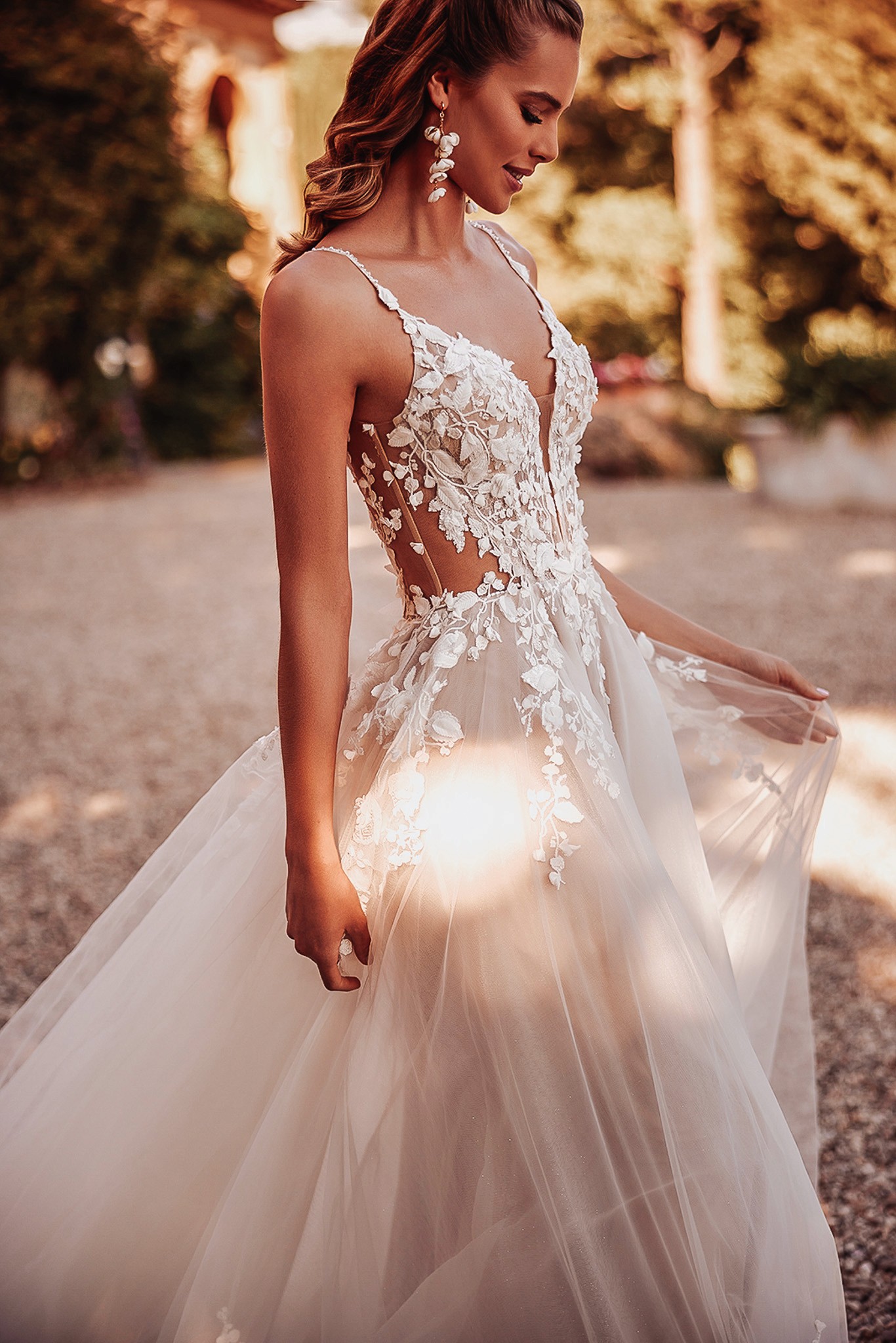 A-Linie Brautkleid Claire von Dama Couture mit Tattoo-Spitze – Wedding Lounge Brautmoden Ingelheim