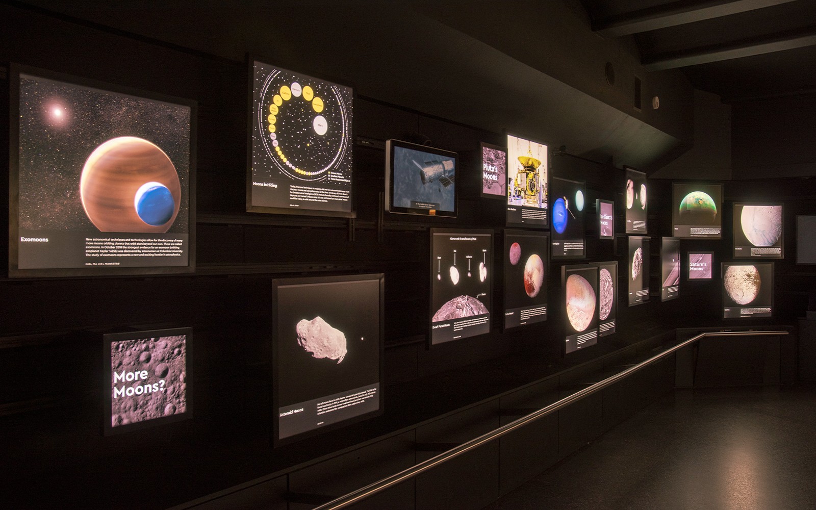 皇家天文台天象馆展厅展出天体和太空探索的展示活动。