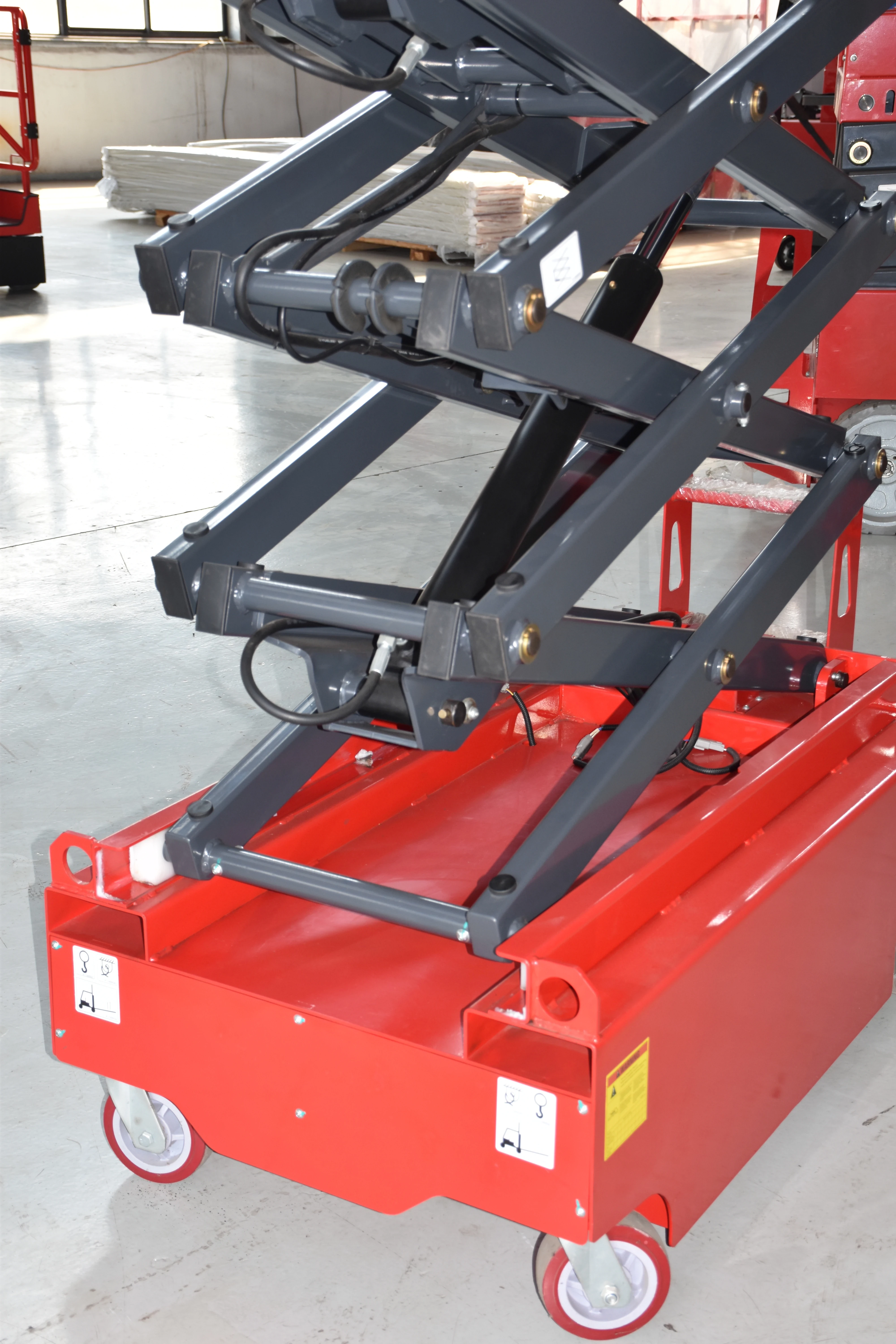 scissor-arm-assembly