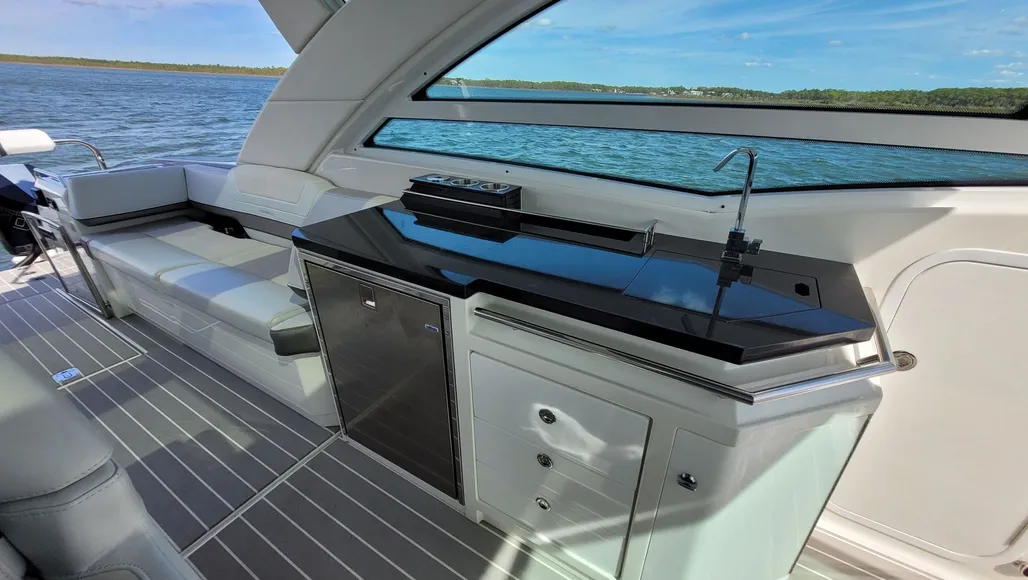 Boat thumbnail 5