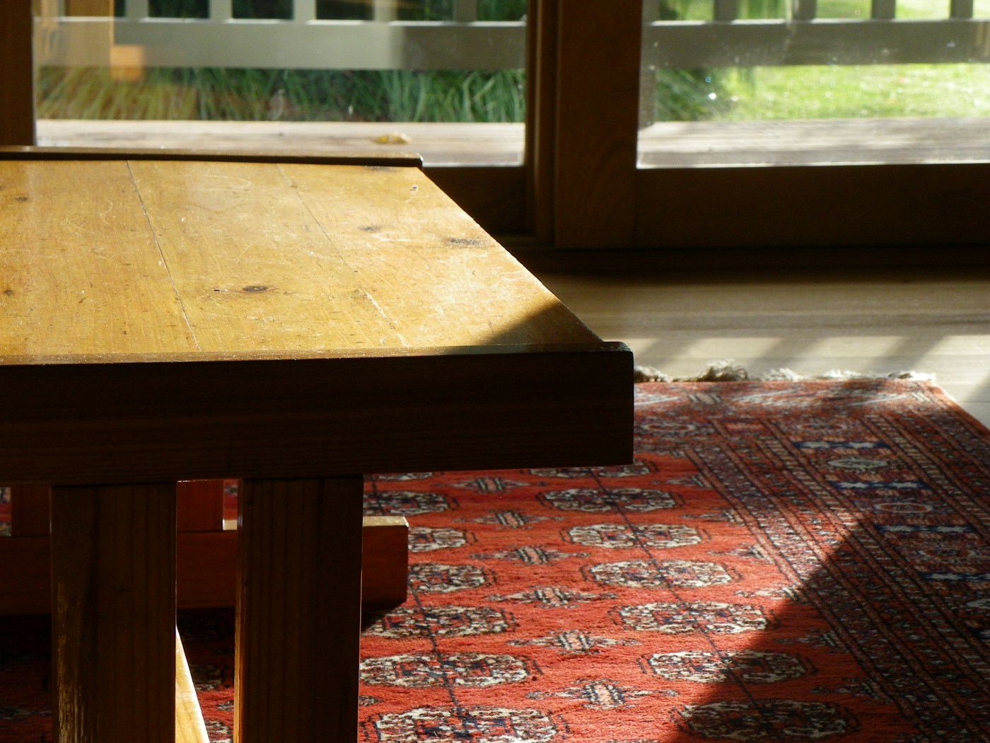 Eikenhouten eettafel ‘De Lange Tafel’