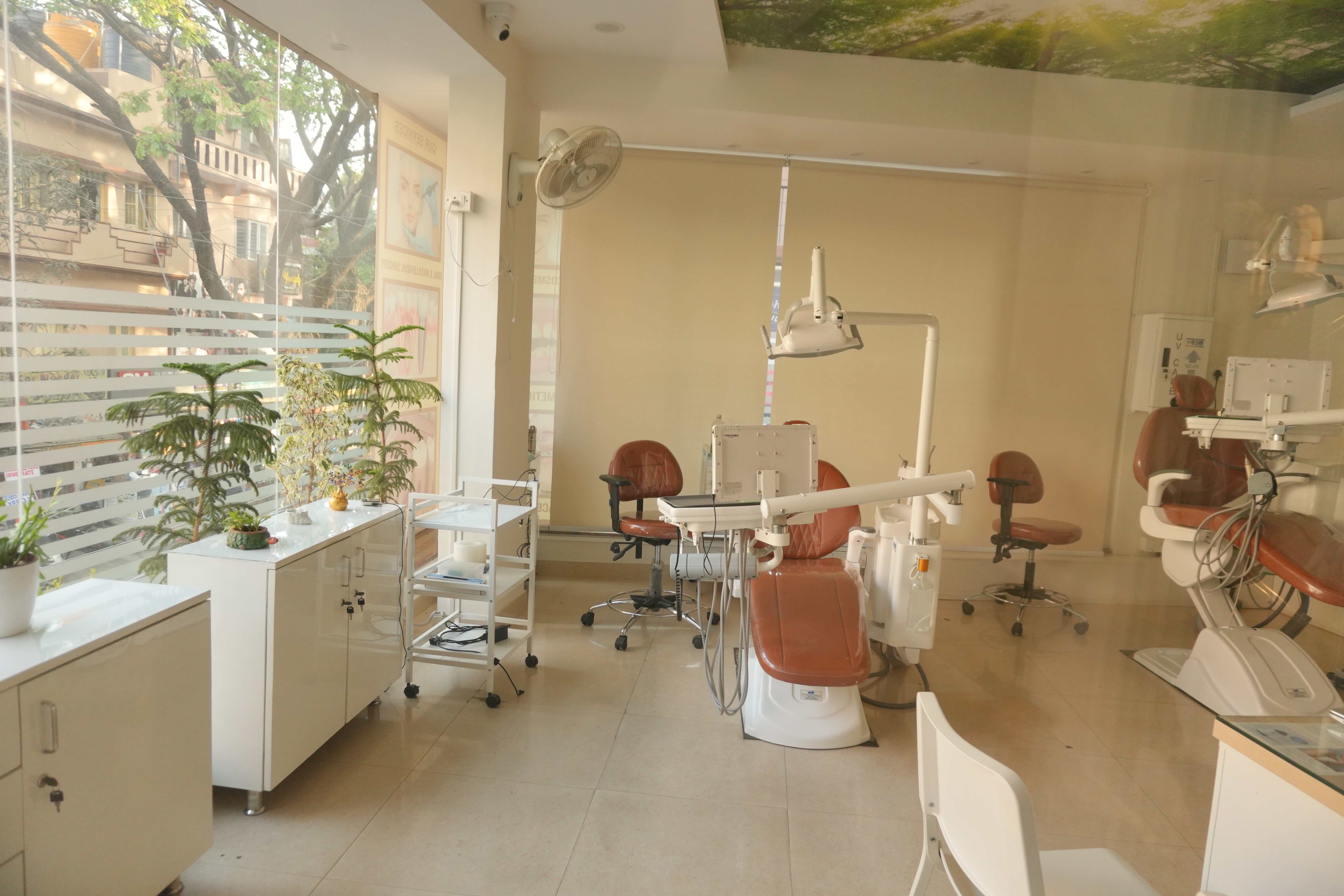 Advanced dental equipment and surgical facility at Dr. Arati's Dental and Surgical Practice Bengaluru