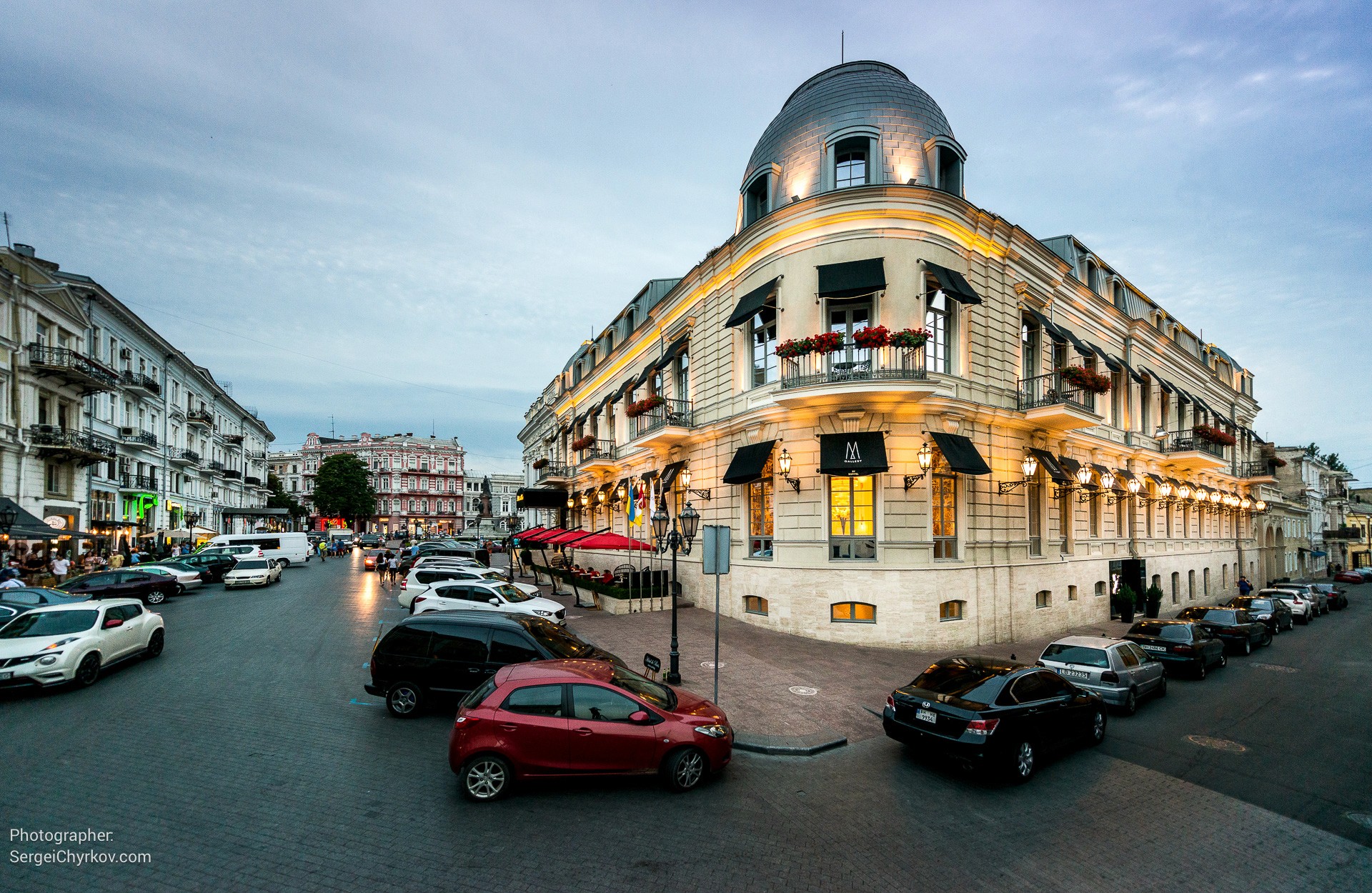 Hotel de Paris Odessa. Photographer Sergei Chyrkov. Фотограф Сергей Чирков.