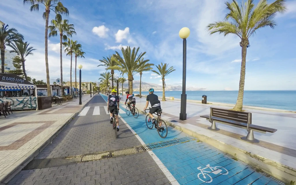 Sykkeltur langs Costa Blanca-kysten - her i Albir | Expa Travel