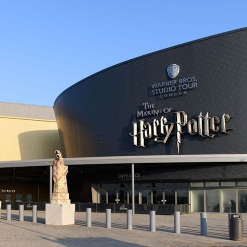Warner Bros. Studio Tour + Hin- und Rücktransfer-Tickets in London