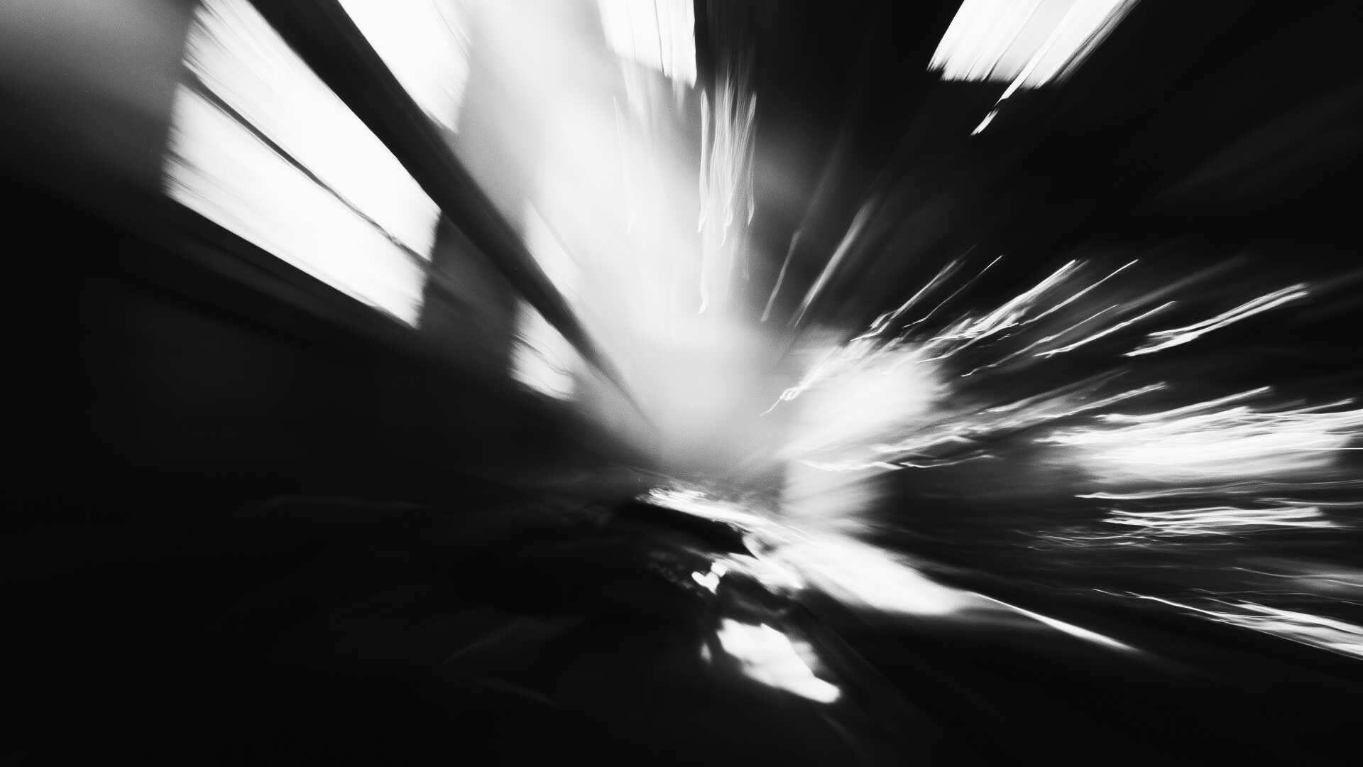 Abstract light streaks in motion