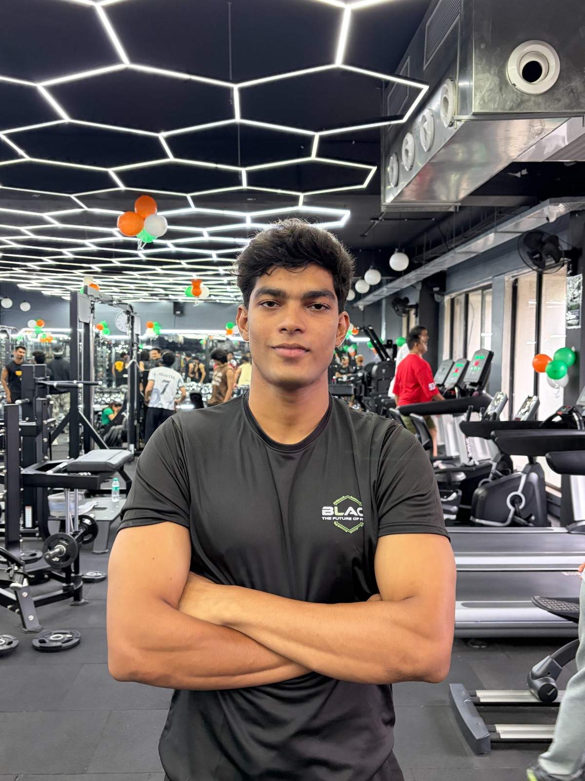 Cross-Fit Coach (Iska kuldeep))