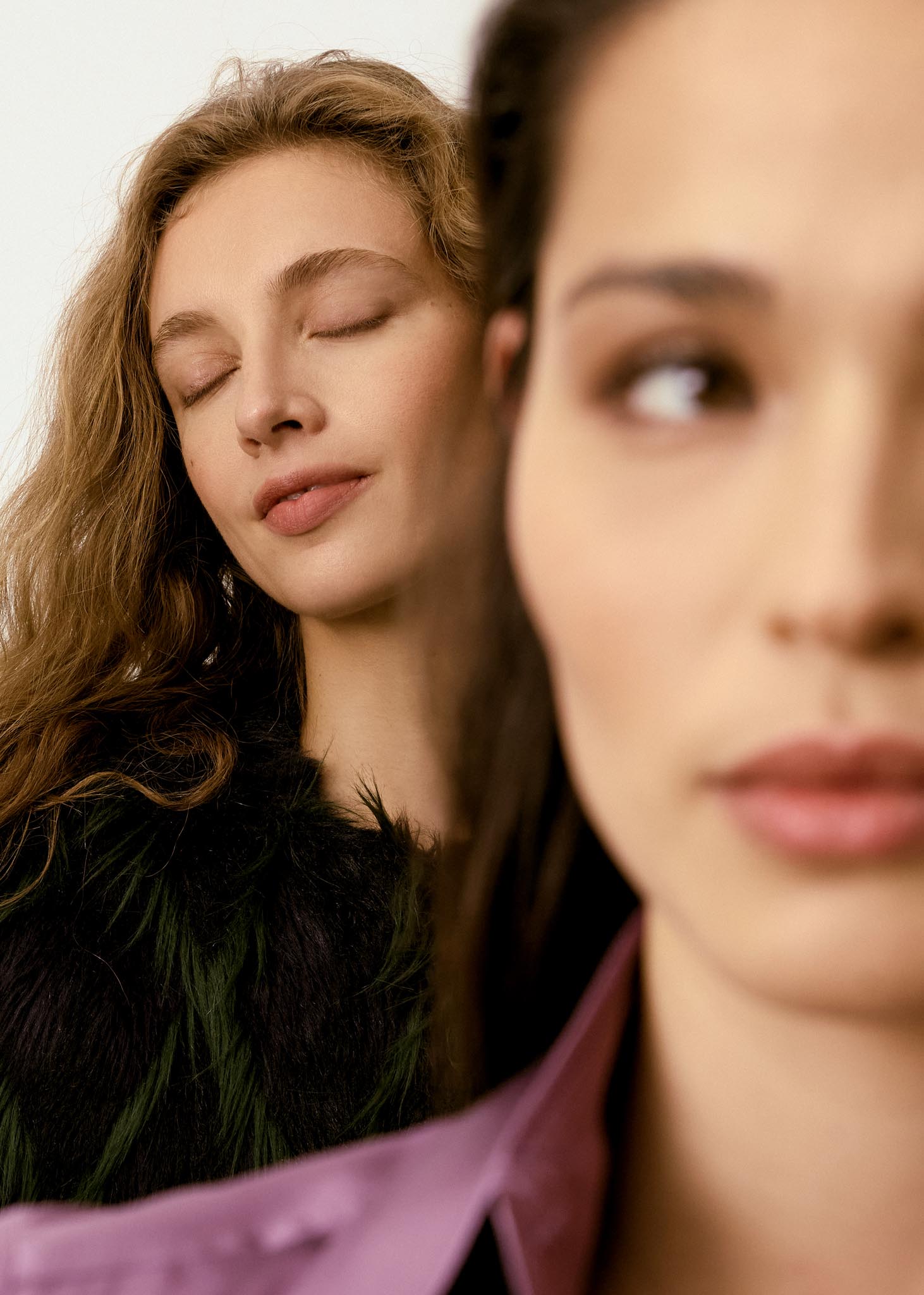 portrait deux femmes détendues