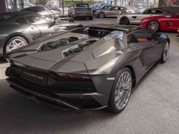 Lamborghini Aventador S Roadster 1 of 1 + AD PERSONAM + Sammler — Vorschaubild 14