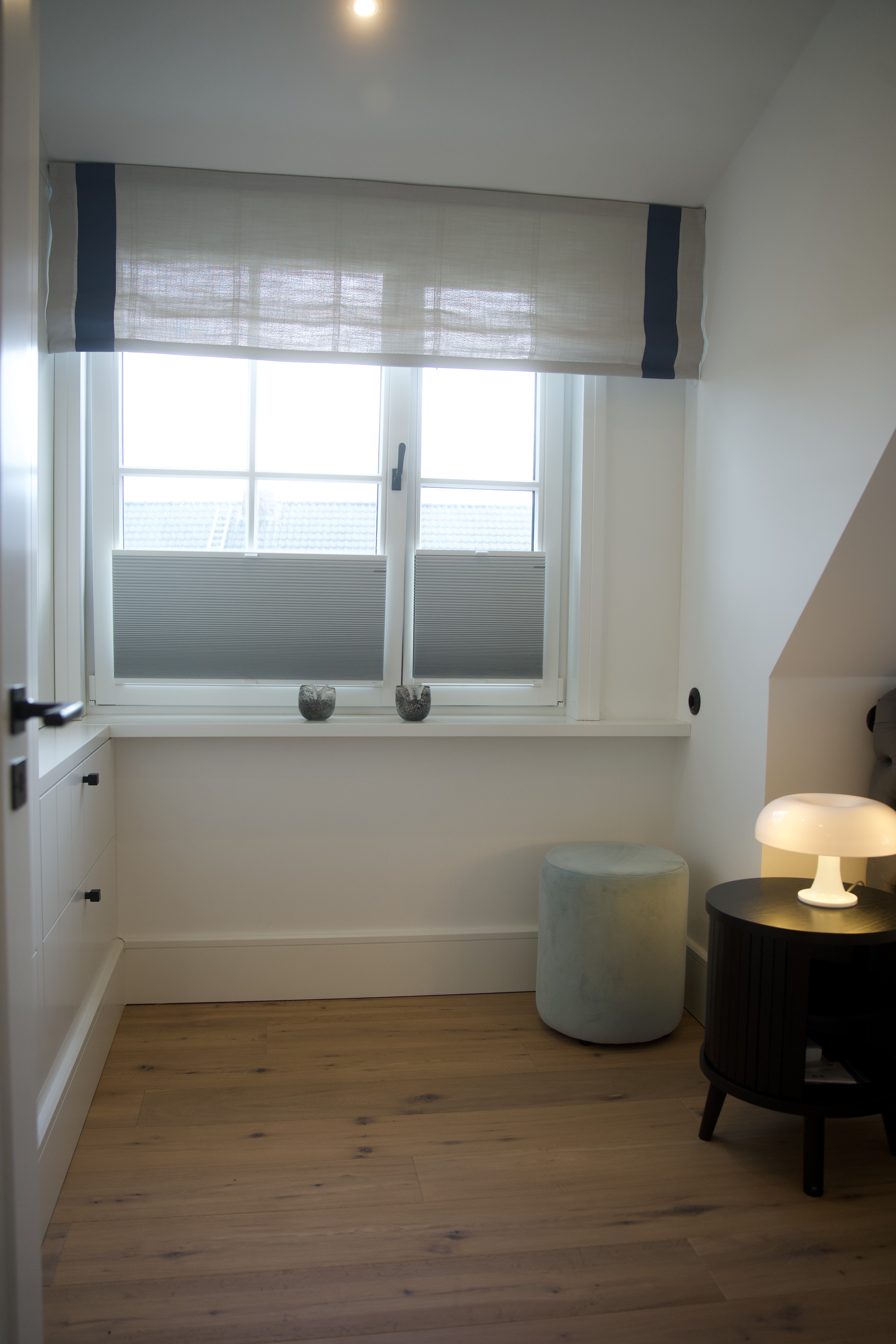 Second upper-floor bedroom study at The Dune House