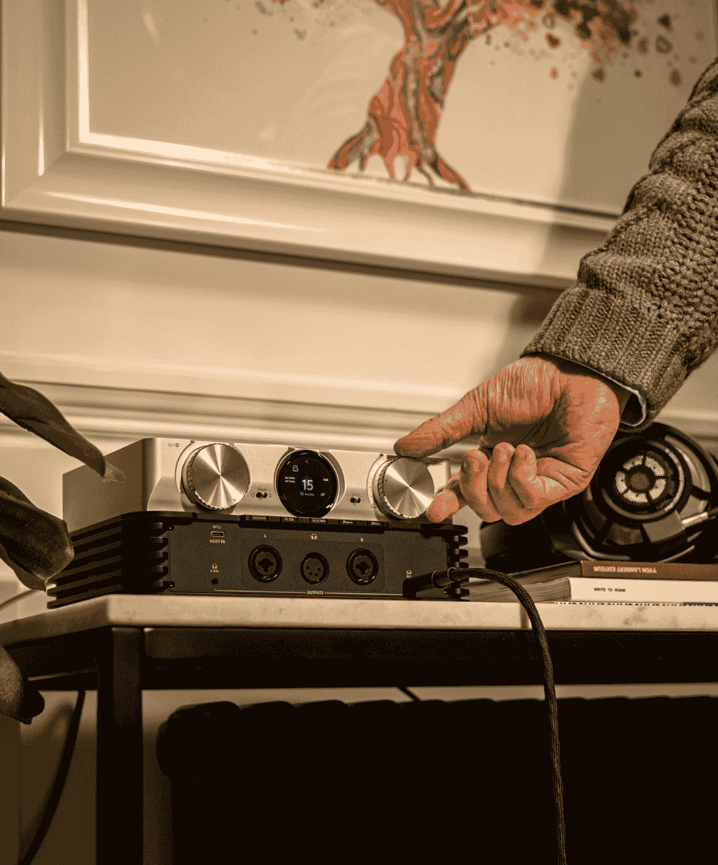 iFi Audio IDSD Phantom - Lifestyle - LE STUDIO HIFI