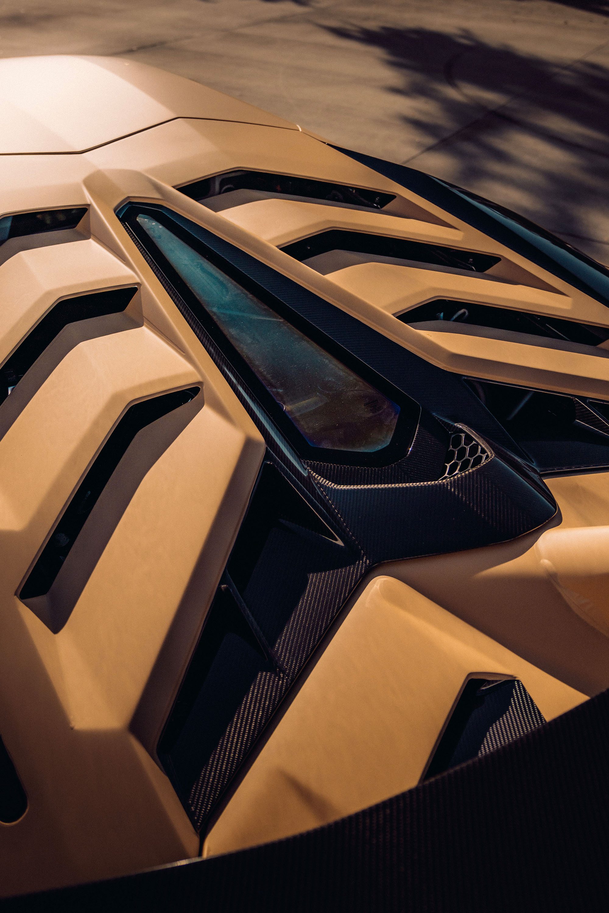 INOZETEK Zuumy Frozen Matte Sand Dynamic PPF Lamborghini Aventador SVJ