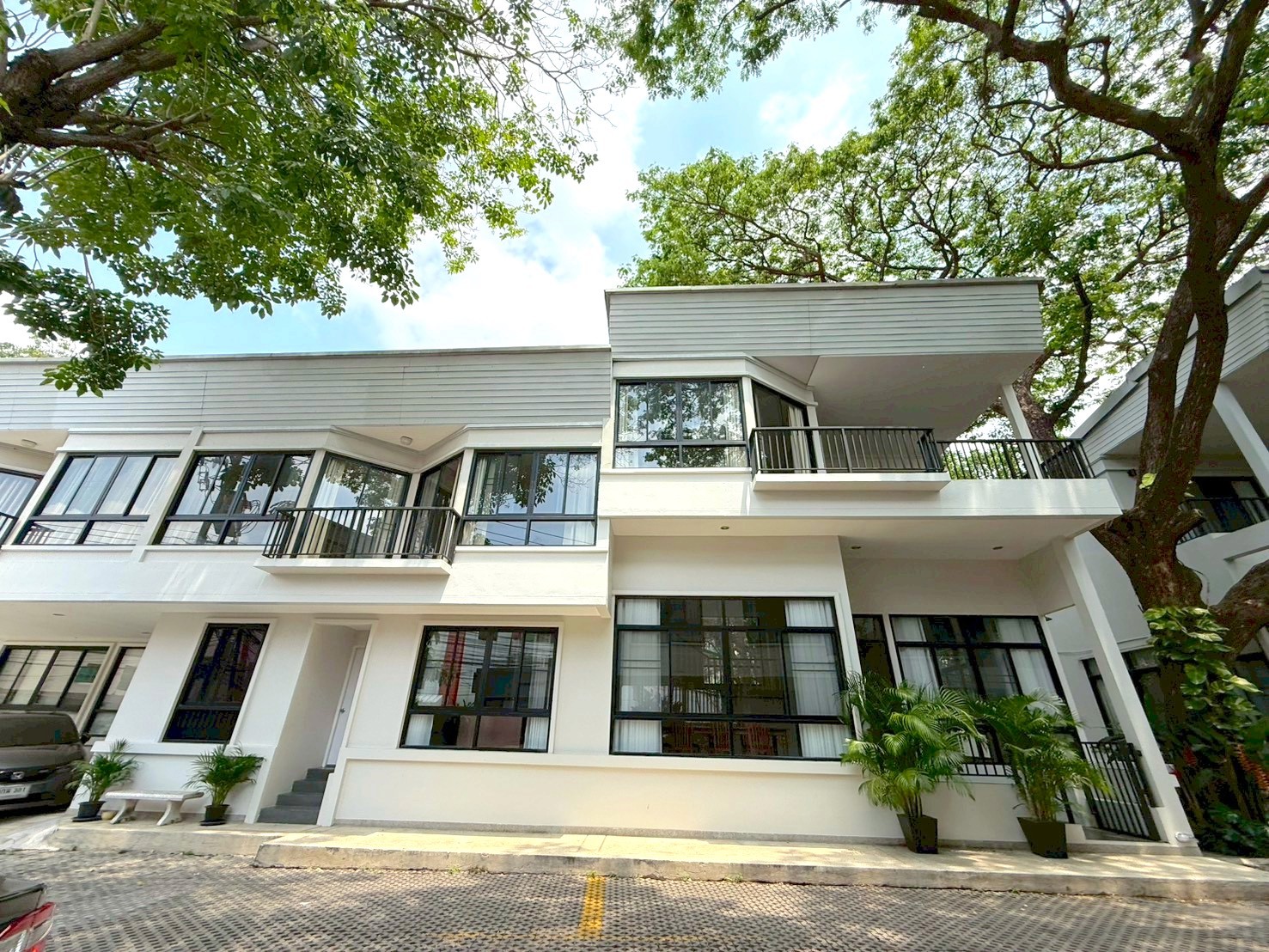 3-bedroom house pet-friendly Thonglor 1