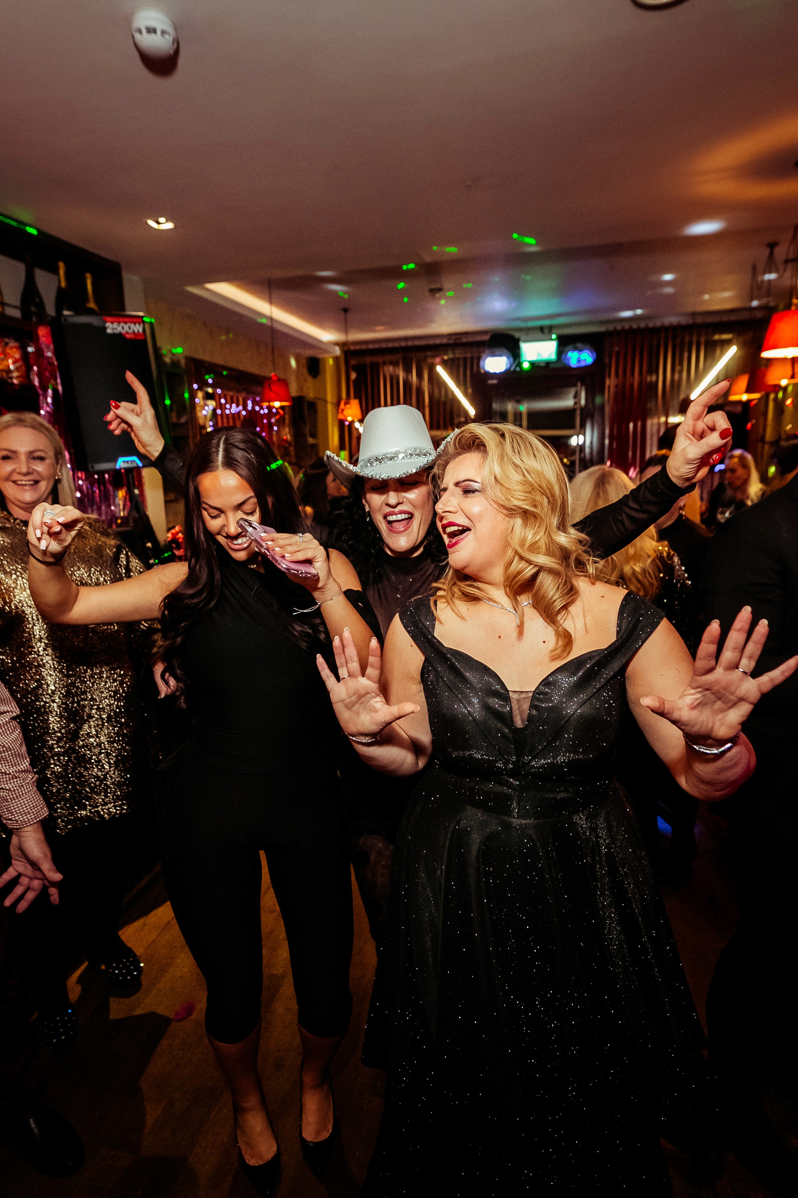 London-based event photographer capturing parties, birthdays, private dinners & celebrations. Natural, candid photography that tells the real story of your night.