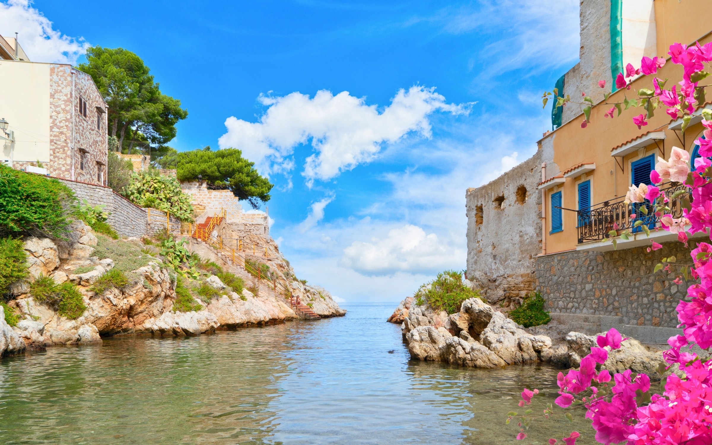 Vespatur på Sicilia - vi bor rett nedenfor Taormina | Expa Travel