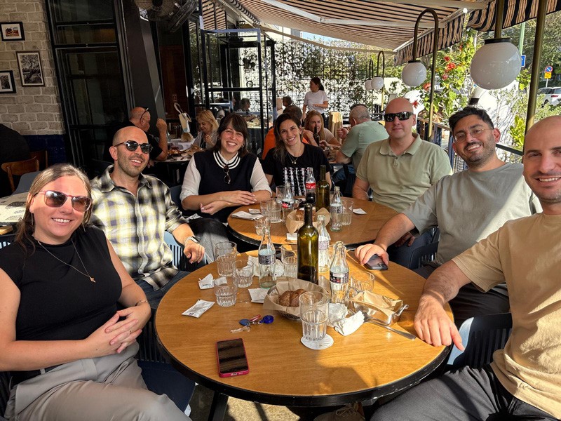 Group of people working at rounds